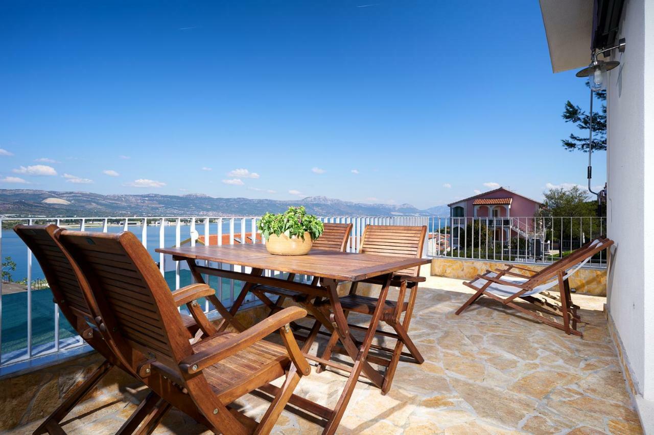 Apartment Neri Trogir Luaran gambar